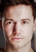 Том Эйнсли фото