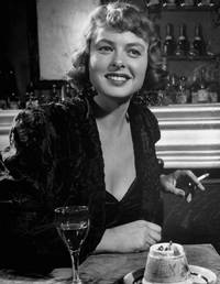 Кадр Триумфальная арка