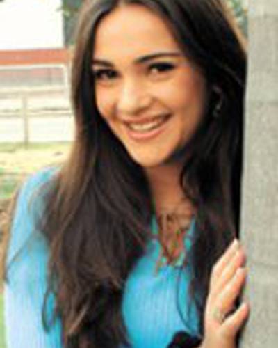 Тара Шарма фото