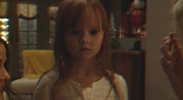 Кадр из фильма "Паранормальное явление 5: Призраки в 3D" - 1