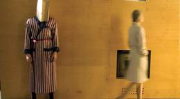 Кадр из фильма "Стеклянные губы" - 2