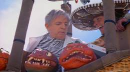 Кадр из фильма "Помидоры-убийцы съедают Францию!" - 2