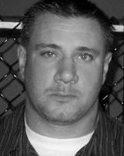 Майк Йебба фото