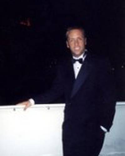 Эд Лэвэлл фото