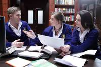 Кадр Закрытая школа