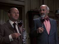 Кадр Коломбо: Старый портвейн