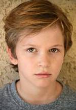 Gabriel Bateman фото