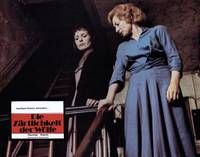 Кадр Нежность волков