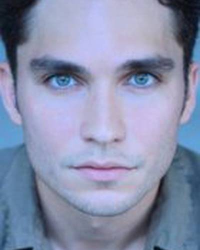 Гарри Сантьяго фото