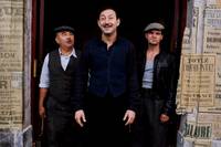 Кадр Париж! Париж!