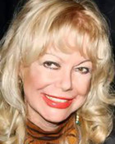 Ана Капри фото