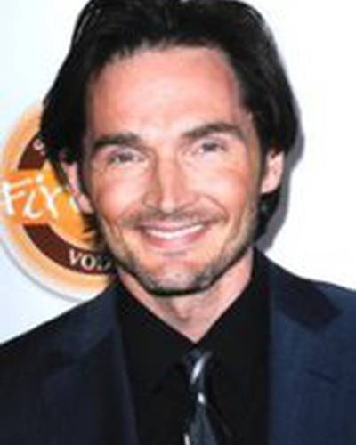 Джастин Эллис фото