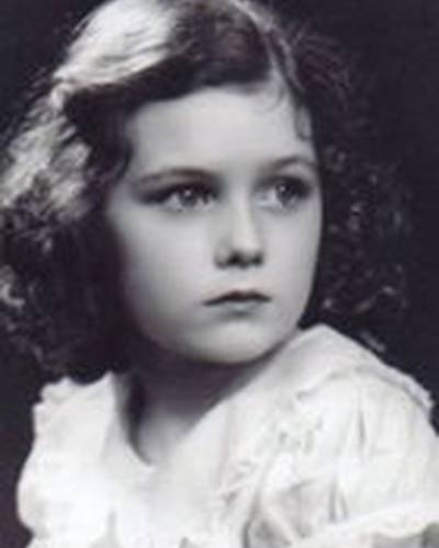 Мэрлин Ноулден фото