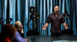 Кадр из фильма "Герой" - 1