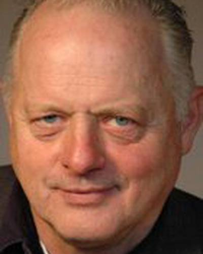 Роберт Пью фото