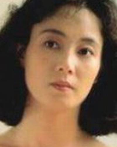 Ёко Симада фото