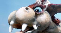 Кадр из фильма "За околицей дракон" - 2