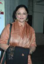 Танви Азми фото