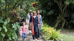 Кадр из фильма "Из темноты" - 1