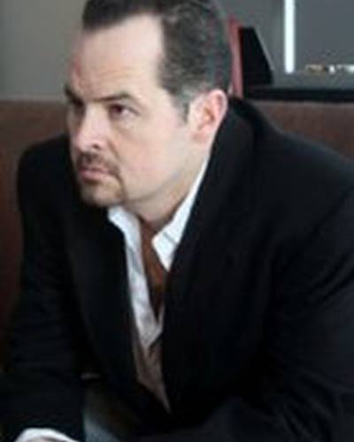 Марк Пауэрс фото