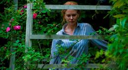 Кадр из фильма "Кроличья нора" - 2