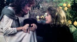 Кадр из фильма "Богатые и знаменитые" - 2