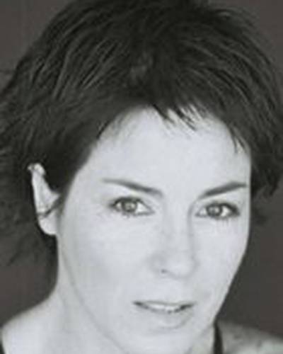 Ивонн Каро Каро фото