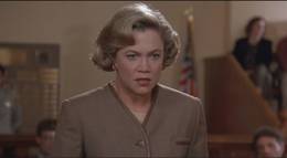 Кадр из фильма "Мамочка-маньячка-убийца" - 1