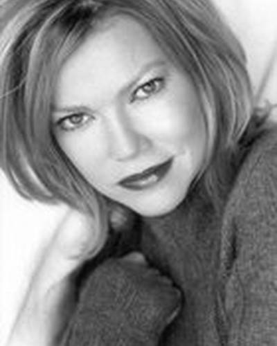 Стэйси Трэвис фото