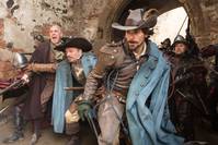 Кадр Мушкетеры