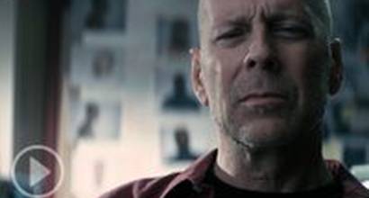 Трейлер (русский перевод от oKino.ua) 