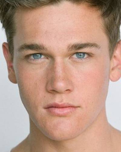 Тейлор Джон Смит фото