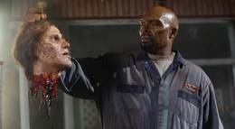 Кадр из фильма "Земля мертвых" - 1