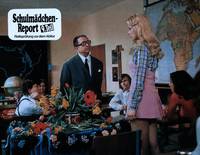 Кадр Доклад о школьницах 9: Жизненный экзамен перед выпускными