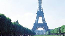 Кадр из фильма "Паспорт в Париж (видео)" - 2