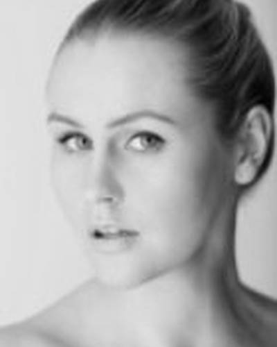 Karina Diglyte фото