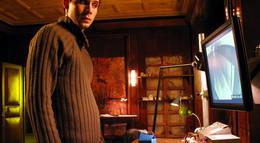 Кадр из фильма "Версия 1.0" - 1