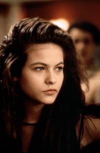 Кадр Красный поцелуй