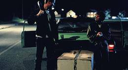 Кадр из фильма "Верняк" - 2