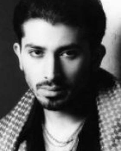 Шадааб Кхан фото