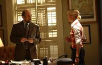 Кадр Западное крыло