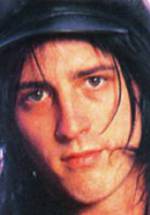 Иззи Страдлин фото