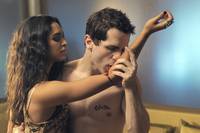 Кадр Быть человеком