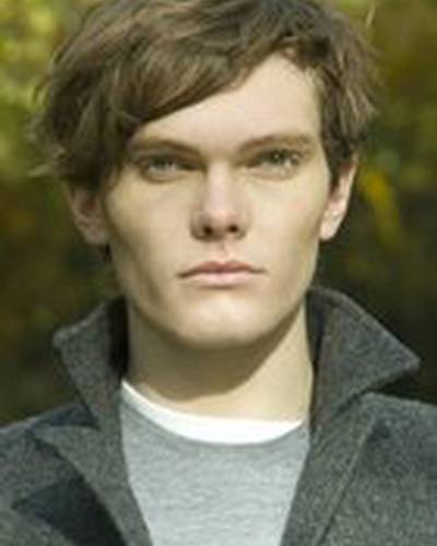 Люк Бэйнс фото