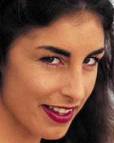 Сара Янг фото