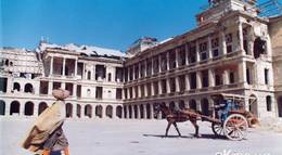 Кадр из фильма "В пять часов вечера" - 1