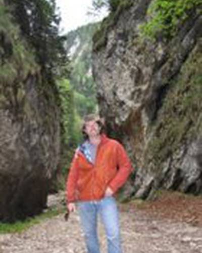 Патрик Ньюэлл фото