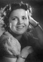 Ивонн Хауэлл фото