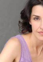 Наз Деравьян фото