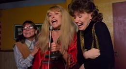 Кадр из фильма "День мамочки" - 2